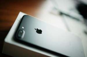 iPhone7 plus手機突然黑屏怎么維修？