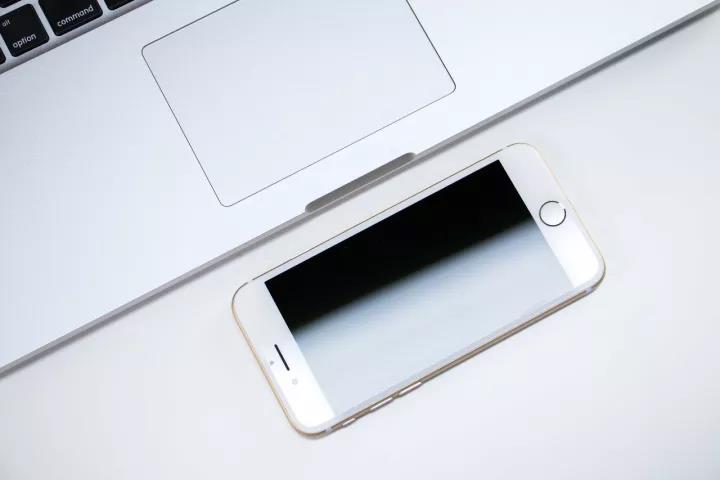 如何選購(gòu)iPhone-手機(jī)維修