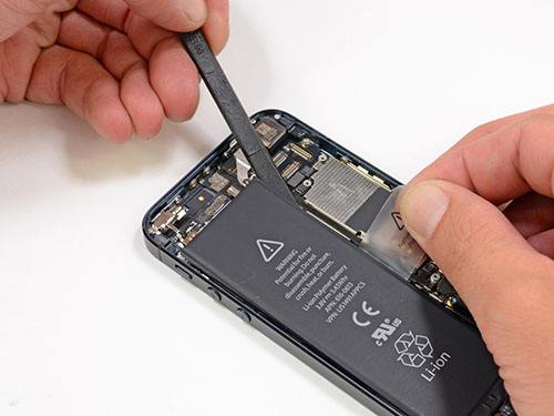 電池損耗使iPhone跑分下降，你準備換電池了嗎？
