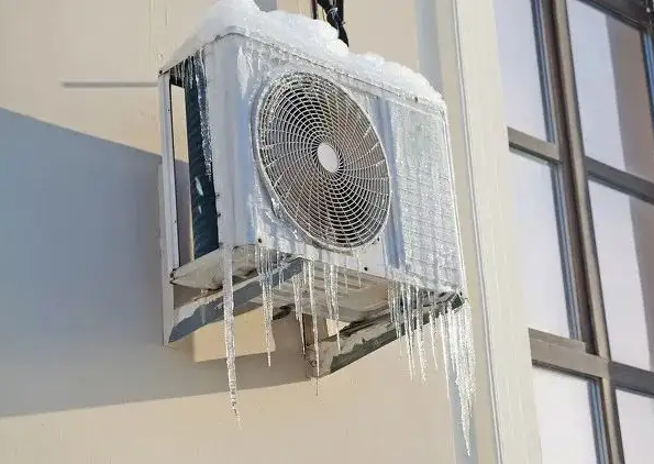 夏天空調外機結冰怎么回事?無非就是這幾個因素